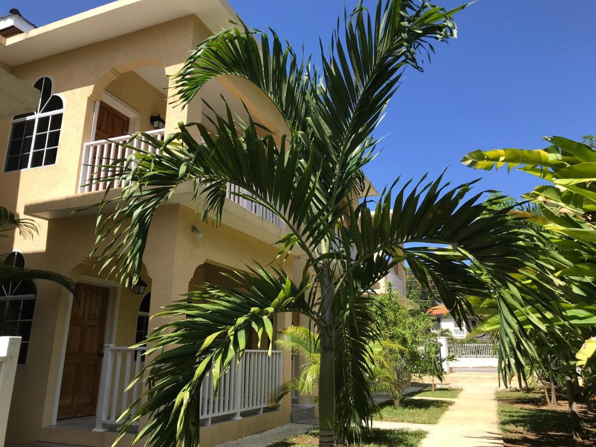 Sommerville Resorts เนกริล ภายนอก รูปภาพ